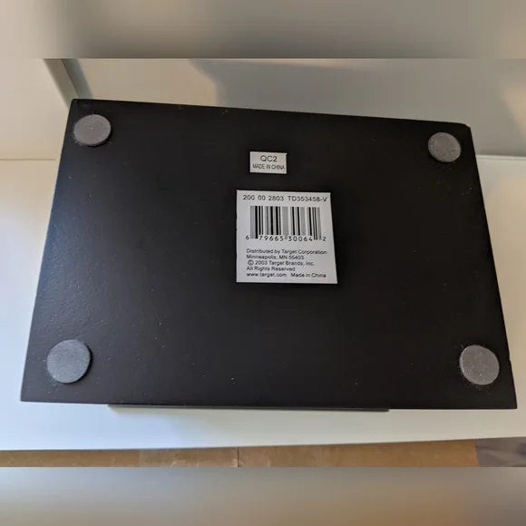 Black wooden hinged trinket jewelry box - Picture 8 of 8